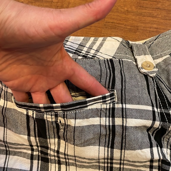 Dockers black and white plaid shorts. - Picture 7 of 7